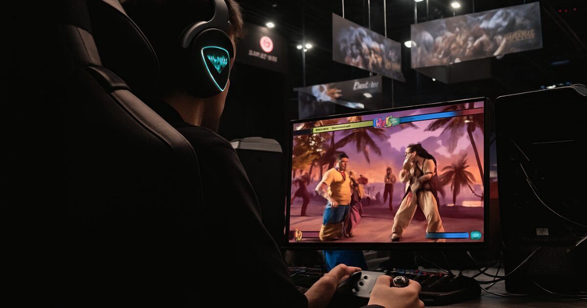 eスポーツで格闘ゲーム対戦をしているプレイヤーのイメージ写真